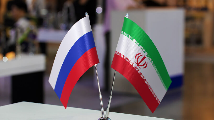 Иран захотел укрепить военное сотрудничество с Россией