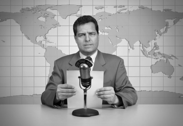 Тренер Нефтехимика о матче с Ростовом в 20:30: Это всерьез огорчает. Люди встают в 5 утра и едут работать на завод. В половине девятого рабочий класс уже спит